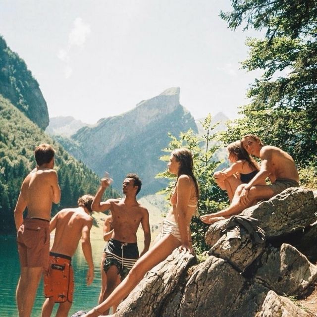 summer on film 📻☀️

start living your best damn life